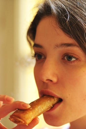 17 year old Selma eating a honey cigar 